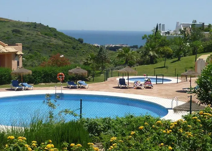Casares Appart 2 Ch Dans Parc Tropical Avec Vue Sur Mer, Montagne Et Piscine